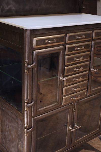 meuble dentiste ancien